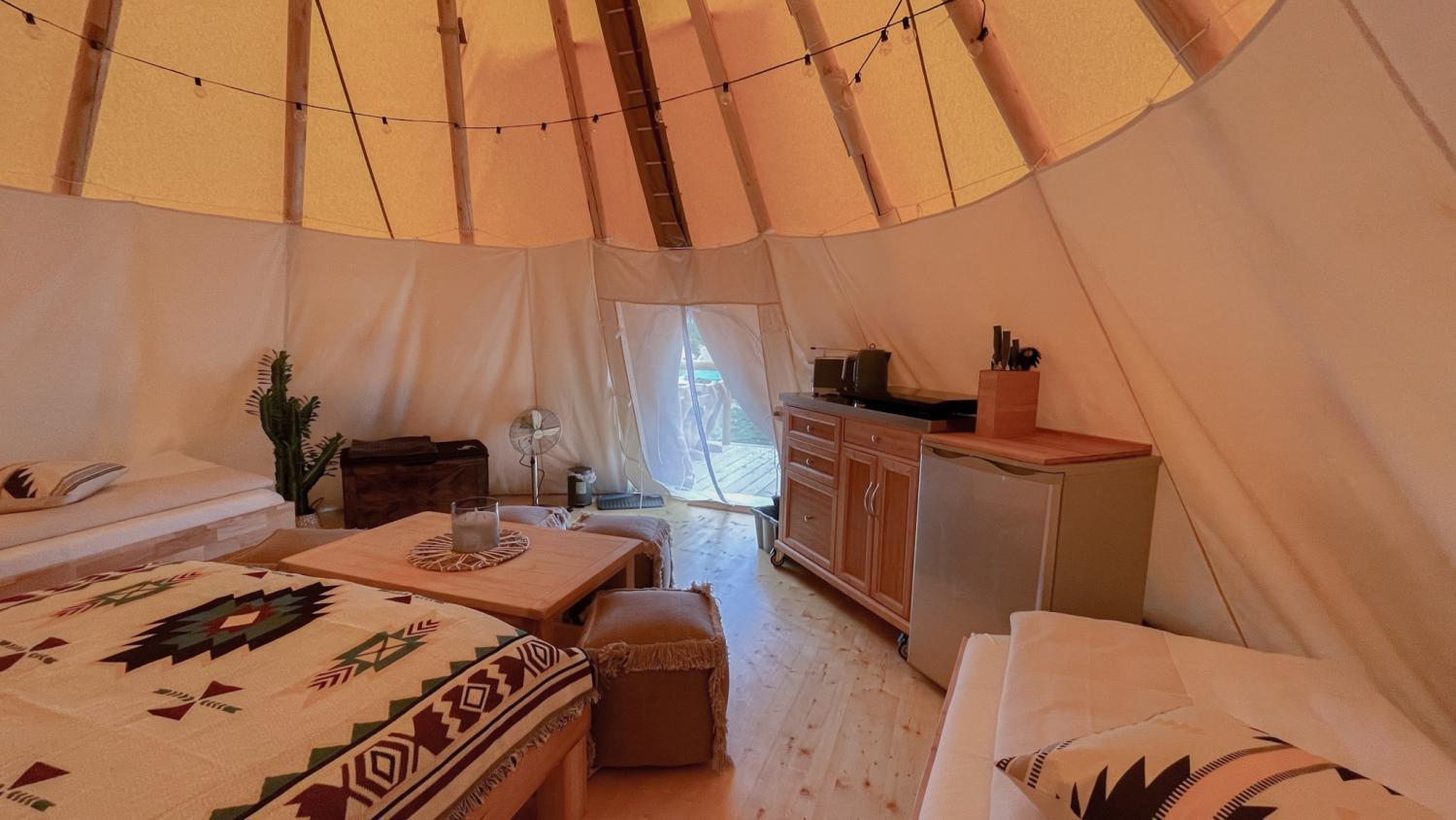 Tipi Illinois Apartment Falkenberg/Elster Luaran gambar
