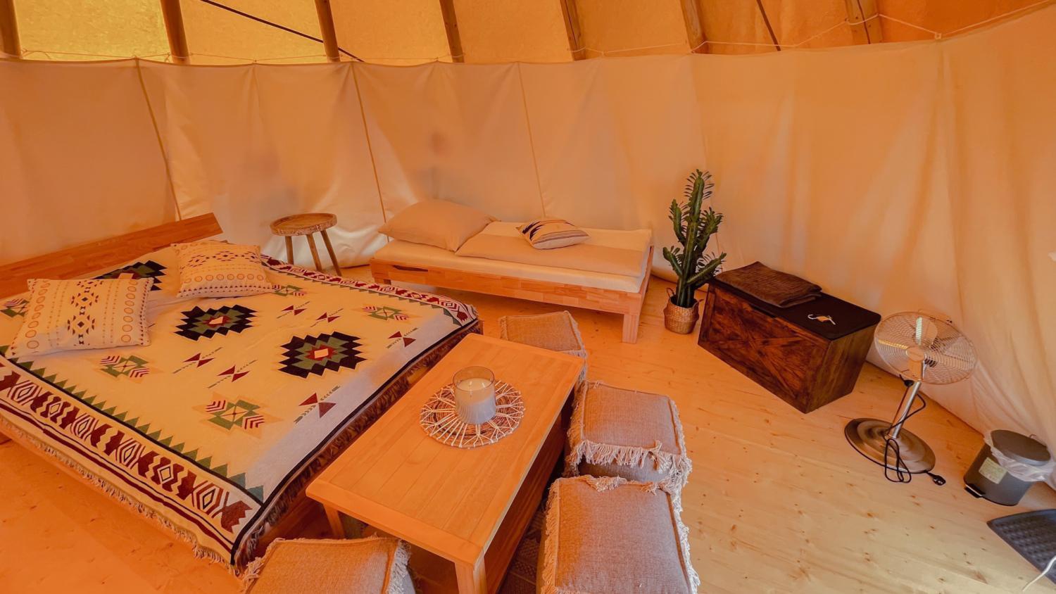 Tipi Illinois Apartment Falkenberg/Elster Luaran gambar